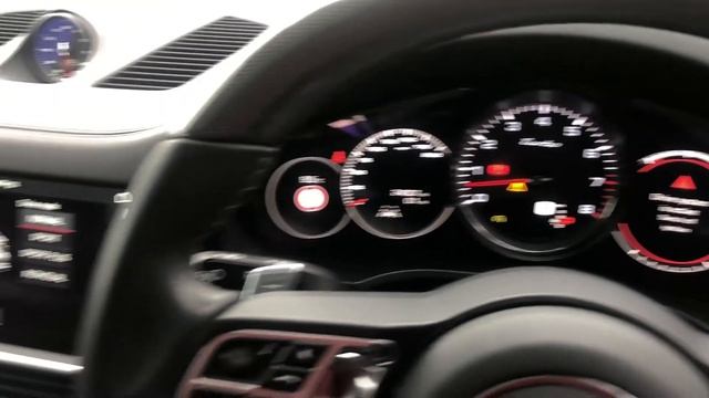 2019 Porsche Cayenne Turbo, in Jet Black Metallic смотреть онлайн