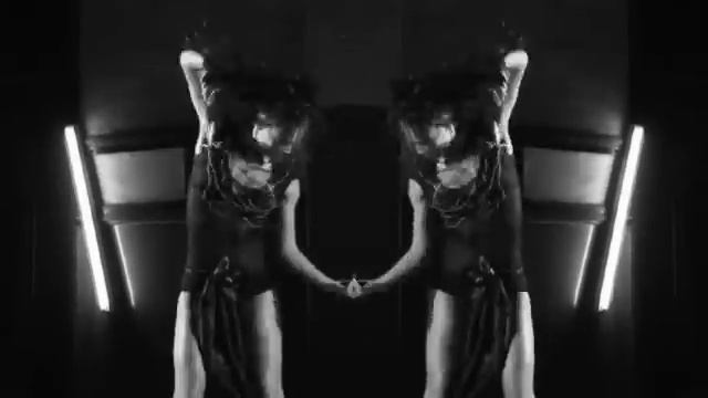 Daniel Bovie & Roy Rox Ft Nelson - Love Me (Official Video)
