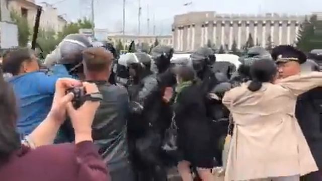 площадь смотреть онлайн
