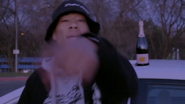 PCP - VIP (in & out) смотреть онлайн