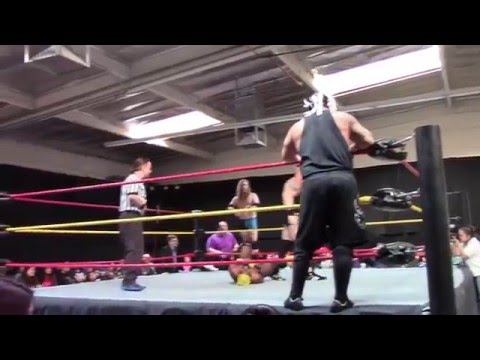 EJ Sparks & Dragon Golactico vs Gen 1 w/Toom E. Guci | Lucha Libre Por | 2-7-16 смотреть онлайн