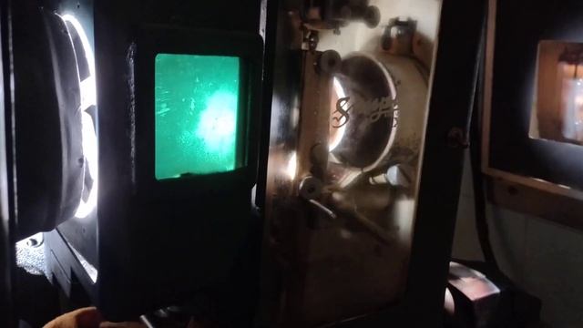 Cine Centímetro de Conservatória - RJ ( Projetor Simplex XL 35 mm ) смотреть онлайн