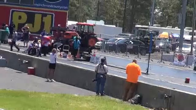 AMRA Rockingham May 31 2014 E1 12:07 Right Mike Pearce PG183 смотреть онлайн