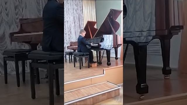 Томашевский Михаил, 7 лет А Гедике Сонатина до мажор смотреть онлайн