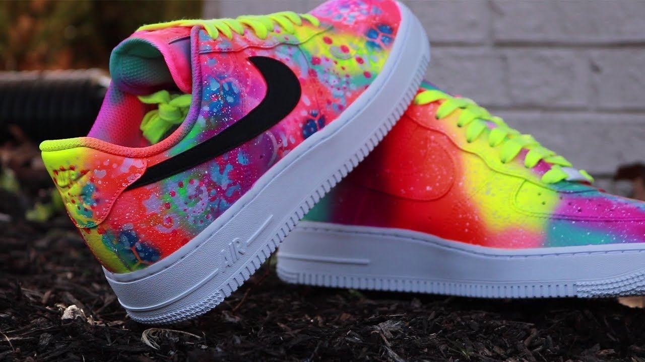 CUSTOM Nike Air Force ONE Timelapse смотреть онлайн