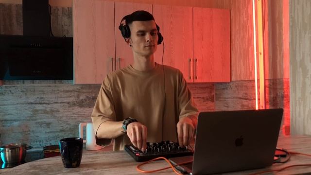 Bedouin | Sebastien Leger | George X | Uone | AND MORE | Kitchen Organic House Live Set By SUDOS смотреть онлайн