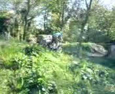 my bikin vid but its dead short so far смотреть онлайн