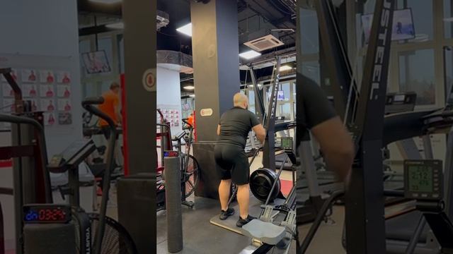 Липавский Олег, Тф Королёв, член клуба, 2050м