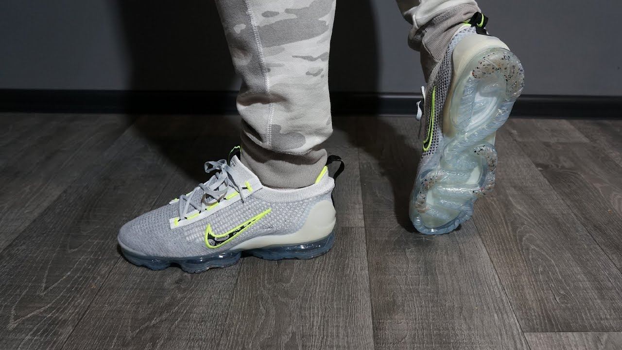 Nike Air Vapormax 2021 Flyknit DH4085-001 on feet смотреть онлайн
