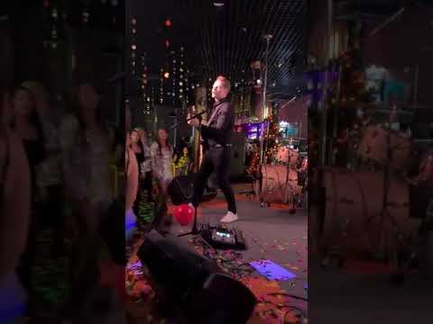 Romas Band (live promo trio) смотреть онлайн