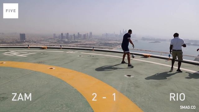 Bobby Zamora vs Rio Ferdinand | TALKIN' TWO TOUCH смотреть онлайн