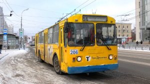 Троллейбус Екатеринбурга ЗиУ-682Г-016 (012) №206 маршрут №14 на остановке "Южный автовокзал"