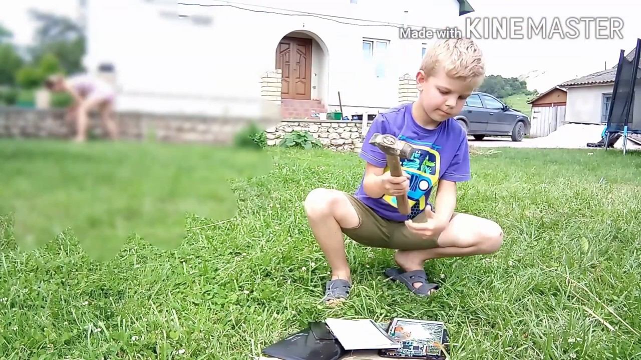 РОЗБИВ ПЛАНШЕТ ПОКИ МАМА НЕ БАЧИТЬ 😱. ЩО МЕНІ ТЕПЕР БУДЕ?? 🙃