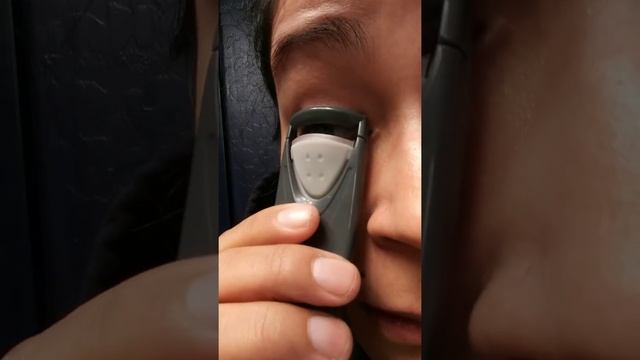 Vlogmas#9 eyelash curler that heats up from the 99 cent store смотреть онлайн