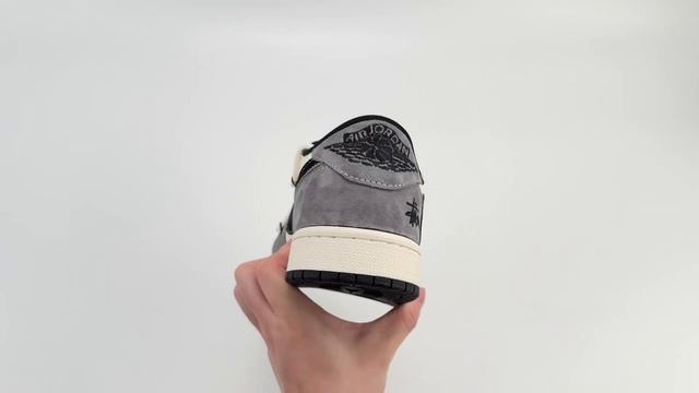 Travis Scott x Nike Air Jordan 1 Low x Stussy
Air Jordan 1 Low смотреть онлайн