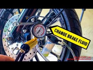 Harley-Davidson Brake Fluid Change