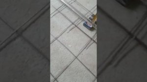 выставления маяков на пол по лазерному уровню