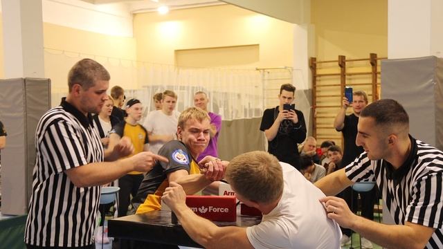 MVI_4270 смотреть онлайн