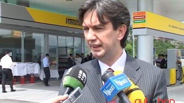 Castellana Otvaranje Pumpe смотреть онлайн