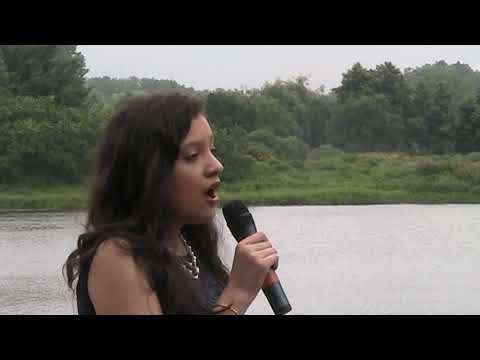Emily Montelongo “Ave Maria” смотреть онлайн
