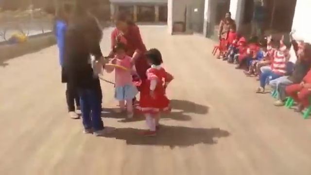 OUTDOOR activities With NURSERY Kids | FLORA & FAUNA | Physical Education for kids смотреть онлайн