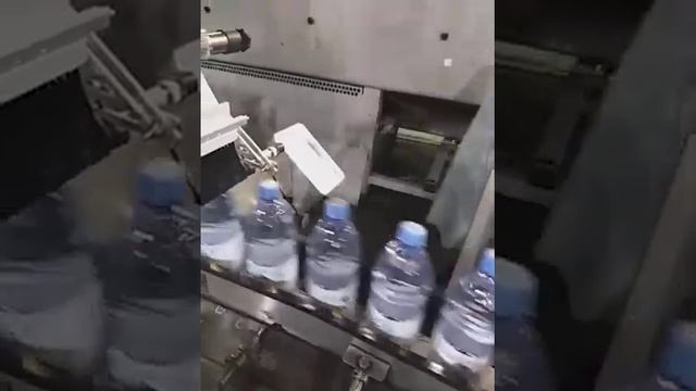 нанесение дата матрикс код . на крышку аппликатором. смотреть онлайн