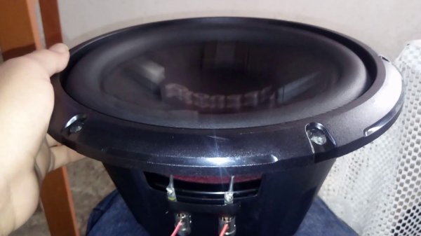 Subwoofer Pioneer 10 " 350W rms