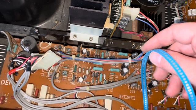 Denon pma-790 (серийный номер 1111176) Профилактика. Часть 1. смотреть онлайн