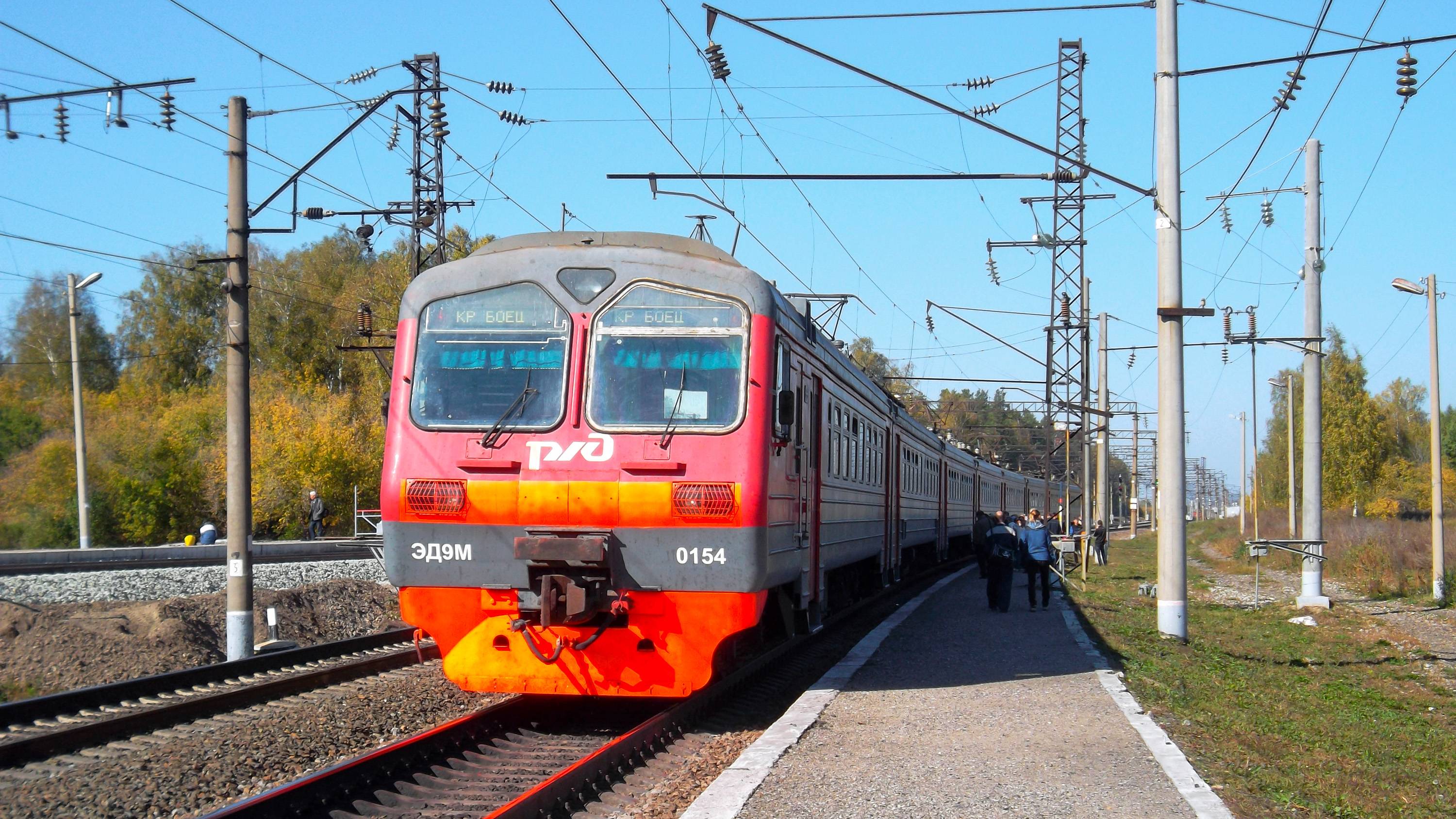 Электропоезд ЭД9М-0154. Покатушки от Алтайской площадки до Берёзок.
