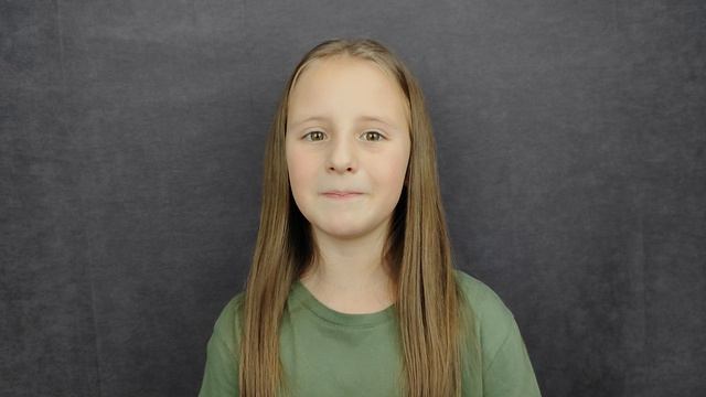 Милана Сокольникова, 7 лет. Визитка.