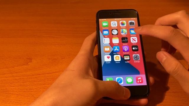 Starting to Show it's Age | iPhone 7 Review in 2021 смотреть онлайн