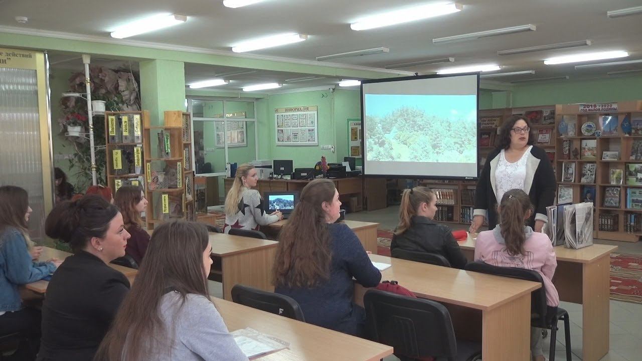Молодых специалистов в сфере культуры поприветствовало их будущее руководство. смотреть онлайн