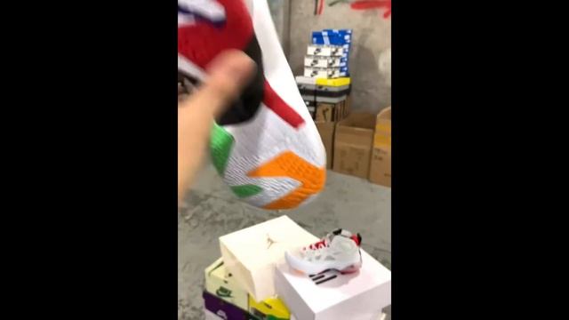 AIR JORDAN XXXVII смотреть онлайн