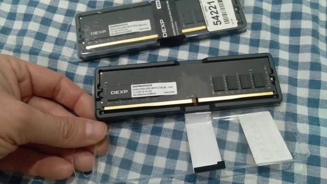 Обзор внешнего вида оперативной памяти DEXP DEXP8GD4UD26 смотреть онлайн