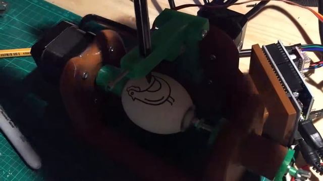 Eggbot смотреть онлайн