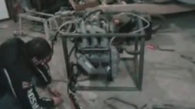 первый запуск EZ 30 смотреть онлайн