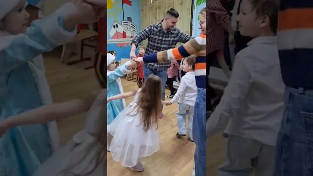 Детский праздник смотреть онлайн