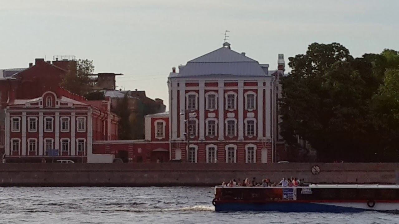 Дворцовая набережная. Санкт-Петербург 2018 смотреть онлайн