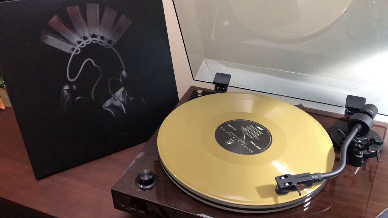 DEATH STRANDING VINYL - Death Stranding by Chvrches смотреть онлайн