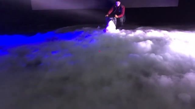 Тяжелый дым на основе сухого льда от наших друзей и партнеров компании DJ POWER смотреть онлайн