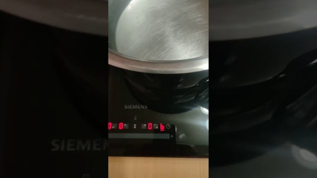 Siemens EH651 смотреть онлайн