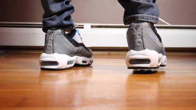 ON FOOT LOOK: NIKE AIR MAX 95 "COOL GREY UNIVERSITY BLUE" (OBSIDIAN) 4K смотреть онлайн