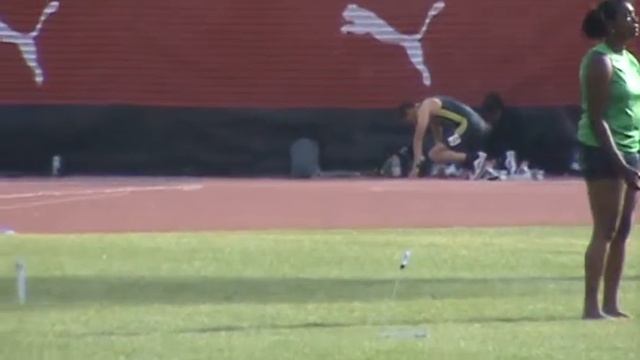 Egyptian sprinter Amr Seoud runs 20.50 sec in the 200m on April 17 2010 CA, USA смотреть онлайн