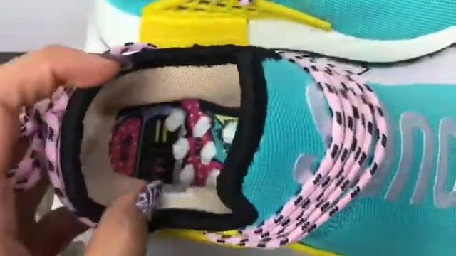 Кроссовки Adidas Pharrell Williams смотреть онлайн