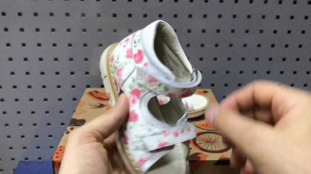 Eleven Shoes OP-50C/117/121, босоножки для девочек на липучке с цветочками смотреть онлайн