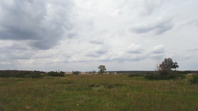 Идём по исчезнувшему посёлку Украинский (Малороссийский), Аткарский район.