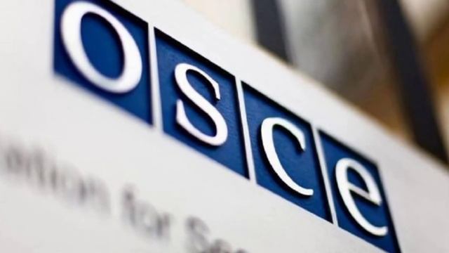 KIEV VIOLATES MINSK ACCORDS BY USING DRONES IN DONBASS смотреть онлайн