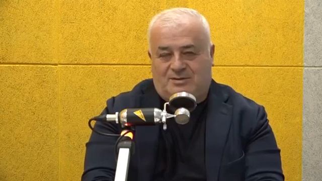 Альберт Джуссоев ищет нефть в Цхинвали смотреть онлайн