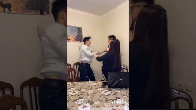 Жёсткие Пранки / Epic Pranks смотреть онлайн