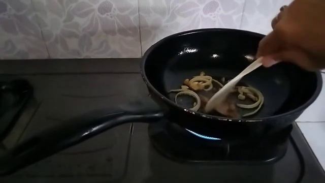 BUTIN (Bubur Ikan Patin) MPASI Bayi 6-8 bulan buku resep dr. Meta Hanindita Sp.A смотреть онлайн